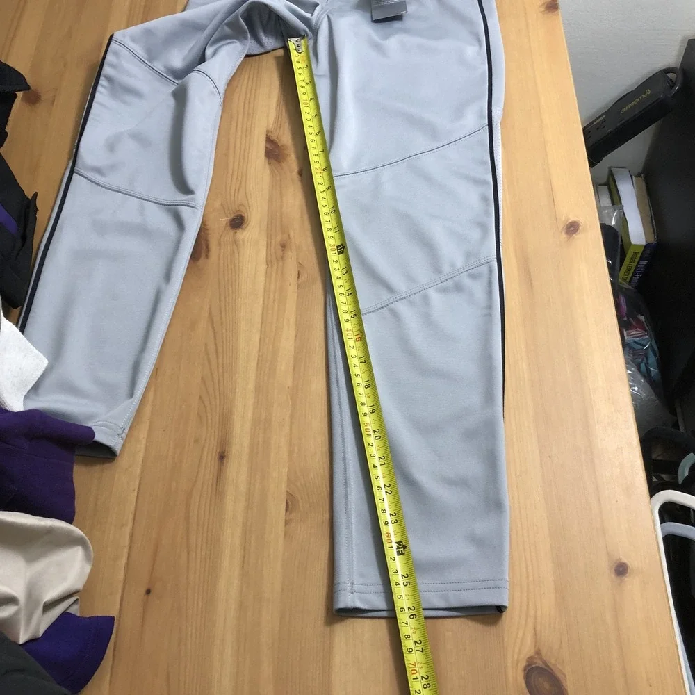 Under Armour Loose Fit HeatGear Sample Baseball Pants Youth Boys M Gray NWT